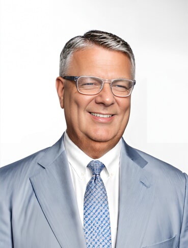 Headshot of Curtis Wiederin