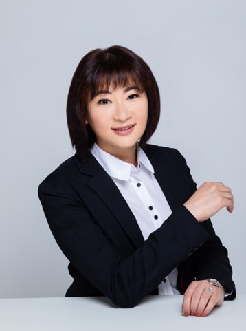 Headshot of Laurel Graham