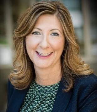 Headshot of Nicole Brackett, LPN, CEE