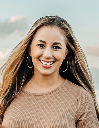 Headshot of Lindsay Lord